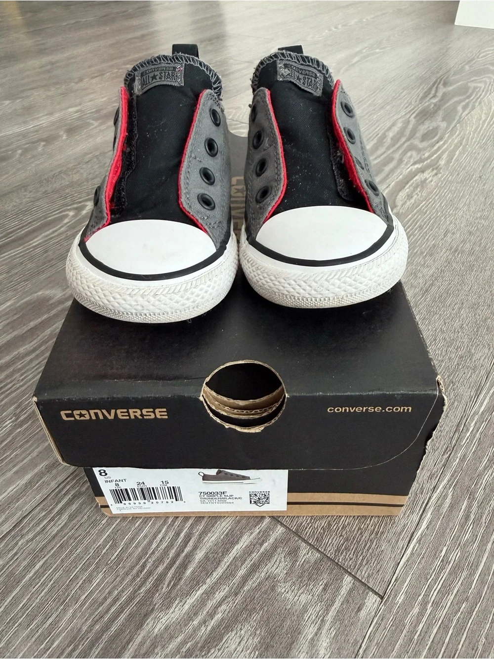 Converse slip low